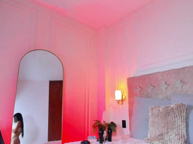 JasmineRoss live cam profile