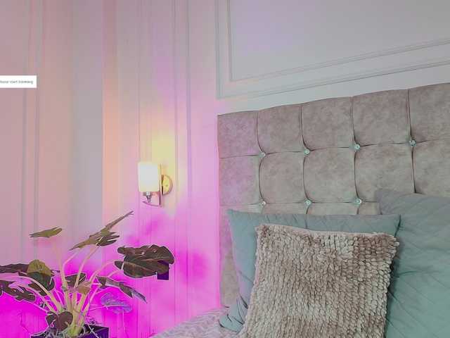 JasmineRoss's BongaCams show and profile