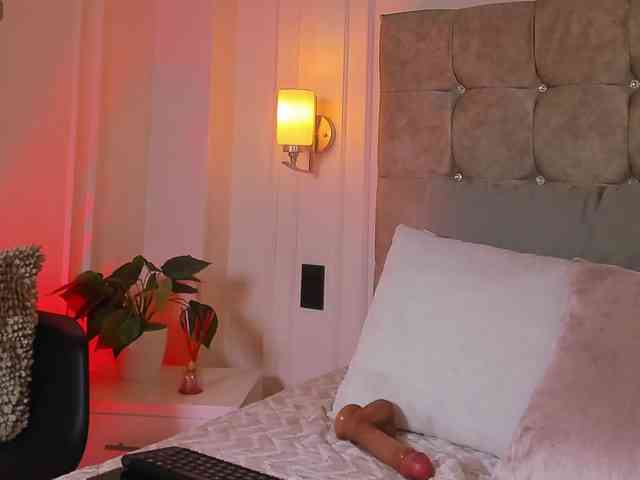 JasmineRoss JasmineRoss