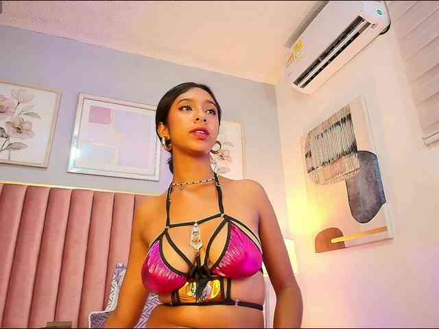 JasmineRoss webcam