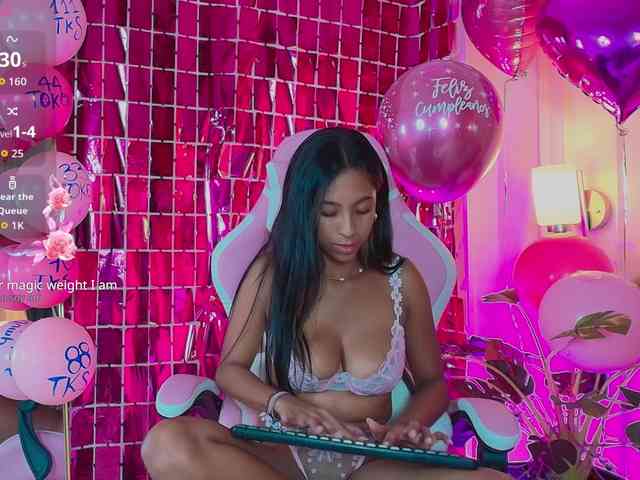 JasmineRoss JasmineRoss