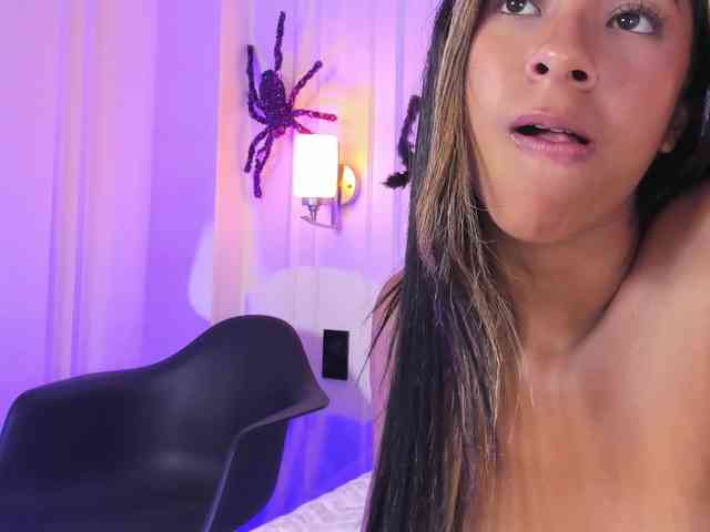 JasmineRoss webcam