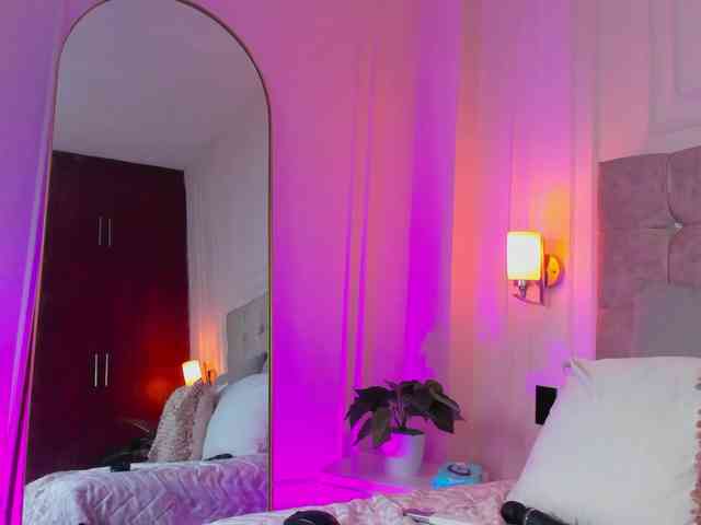 JasmineRoss JasmineRoss