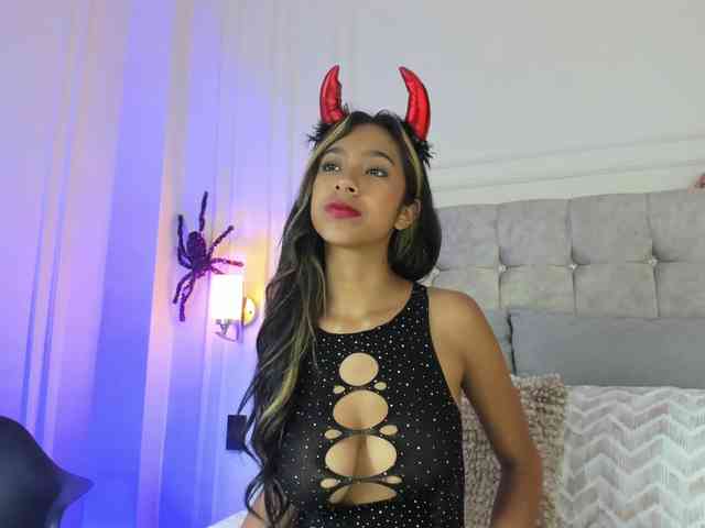 JasmineRoss webcam
