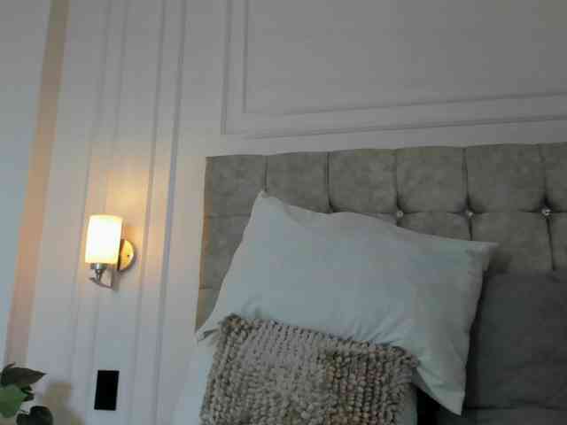 JasmineRoss JasmineRoss