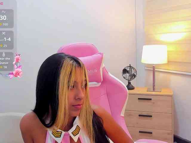 JasmineRoss Live Webcam on BongaCams