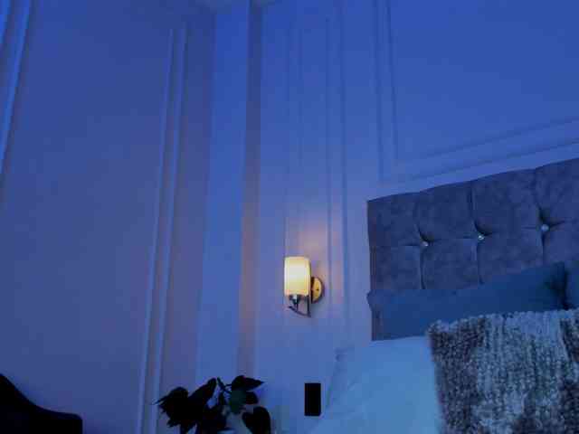 JasmineRoss JasmineRoss