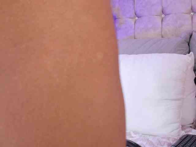 JasmineRoss webcam