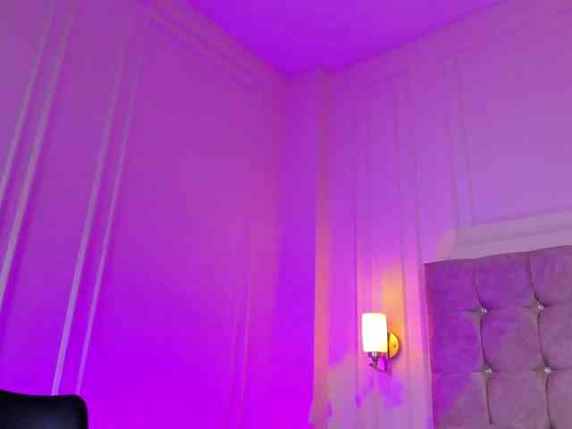 JasmineRoss JasmineRoss