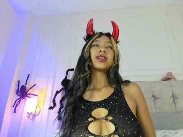 JasmineRoss webcam