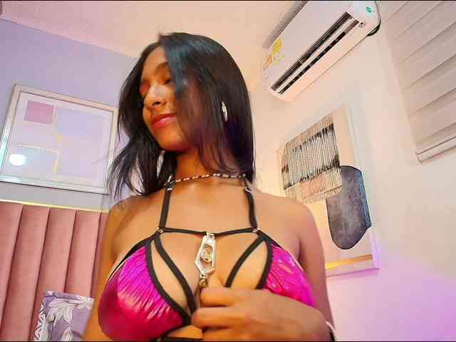 JasmineRoss webcam