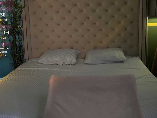 AureliaBliss webcam