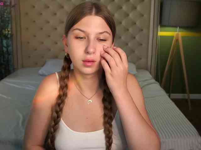 AureliaBliss webcam