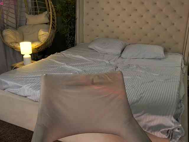 AureliaBliss webcam