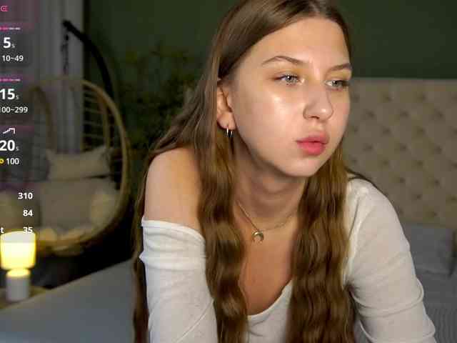 AureliaBliss webcam