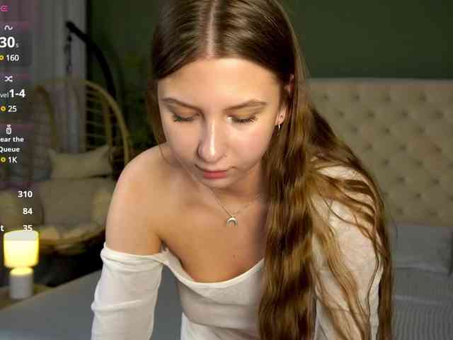 AureliaBliss webcam