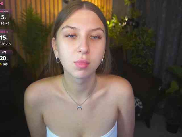 AureliaBliss webcam