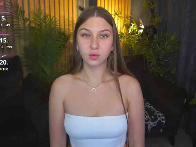 AureliaBliss webcam