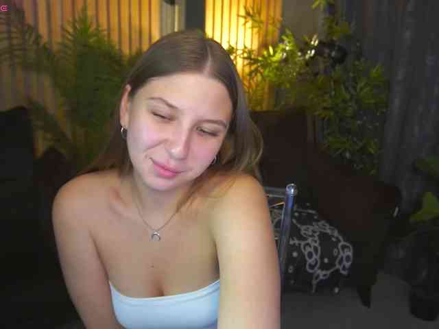 AureliaBliss webcam