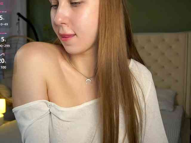 AureliaBliss webcam