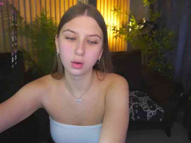 AureliaBliss webcam