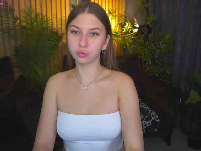 AureliaBliss webcam