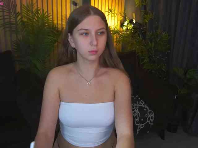 AureliaBliss webcam