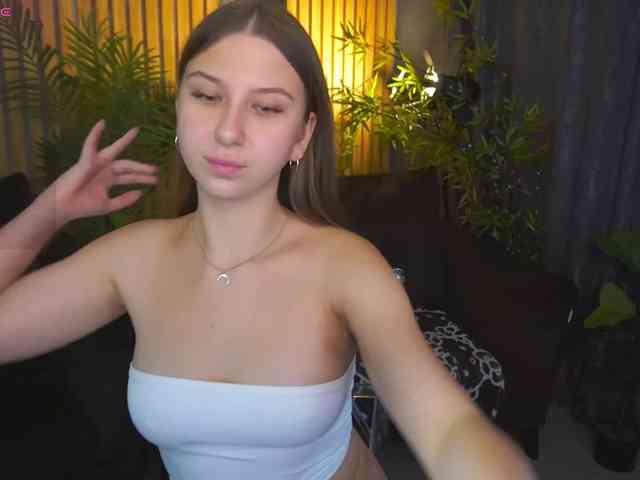 AureliaBliss webcam