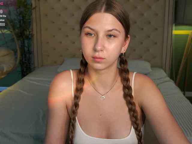 AureliaBliss webcam