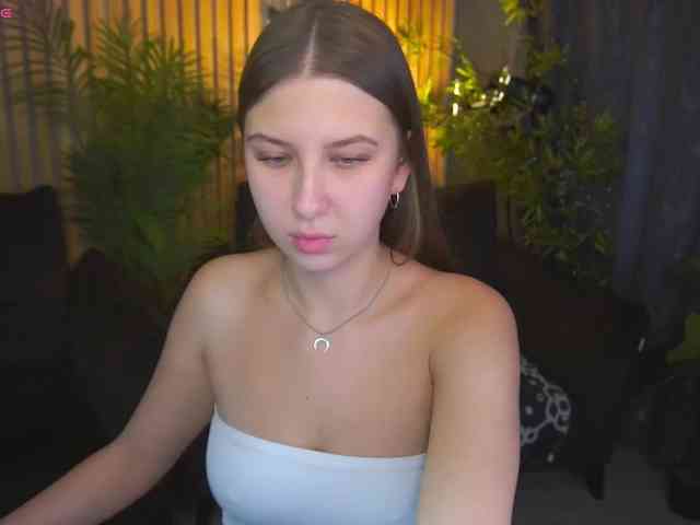 AureliaBliss webcam