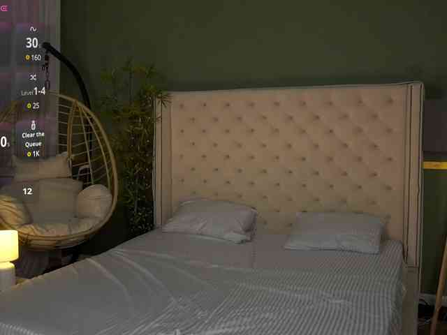 AureliaBliss webcam