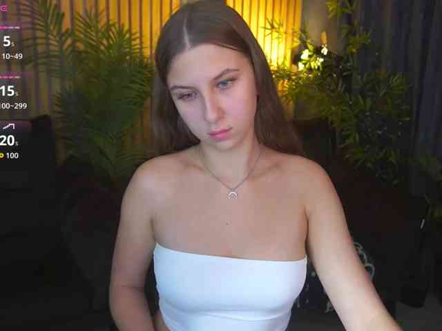 AureliaBliss webcam