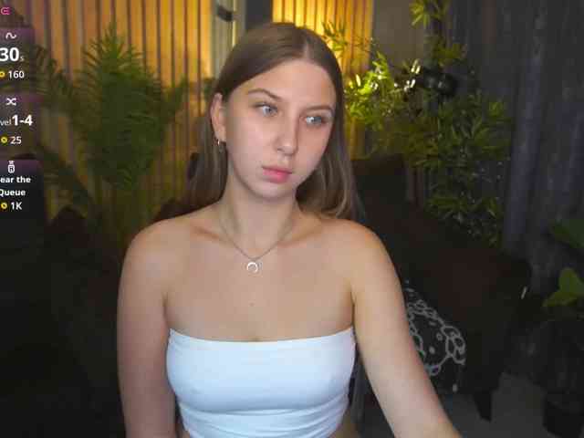 AureliaBliss webcam