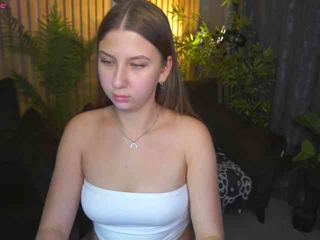 AureliaBliss webcam