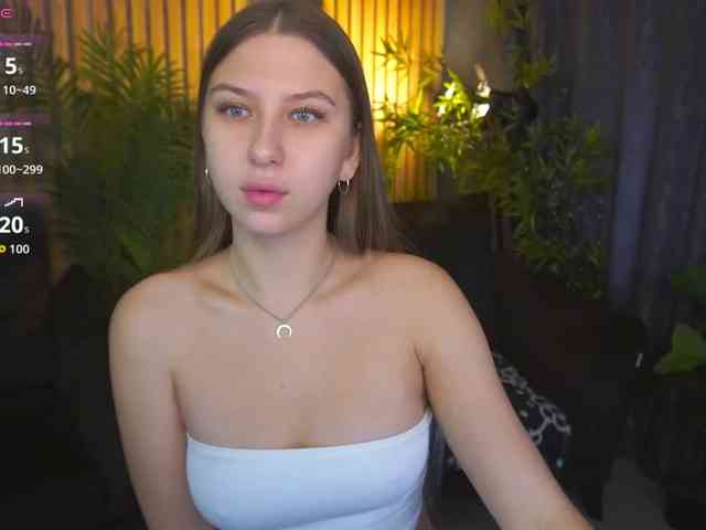 AureliaBliss webcam