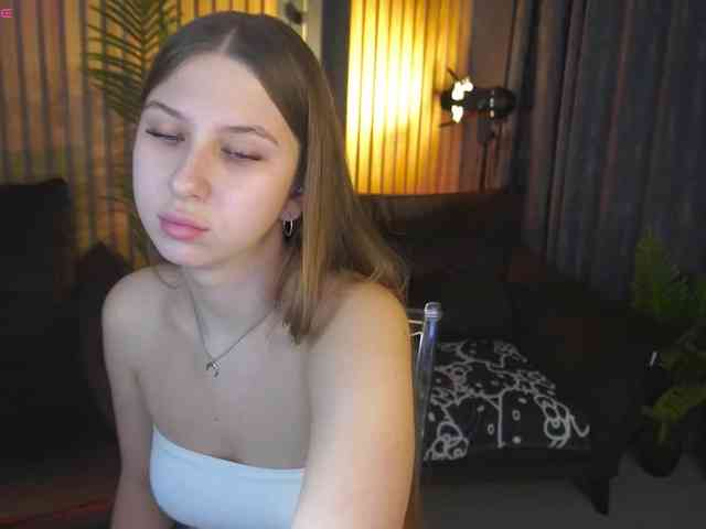 AureliaBliss webcam