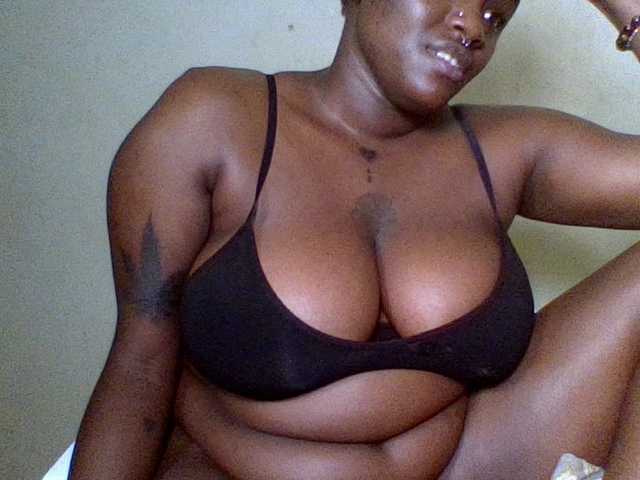 Afrobooty webcam bongacams model stream image