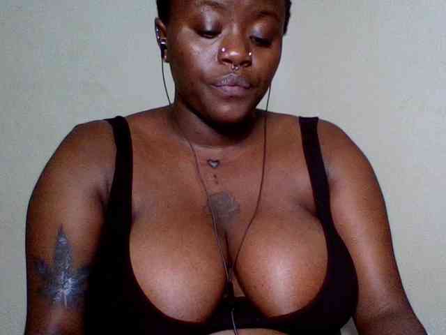 Afrobooty webcam