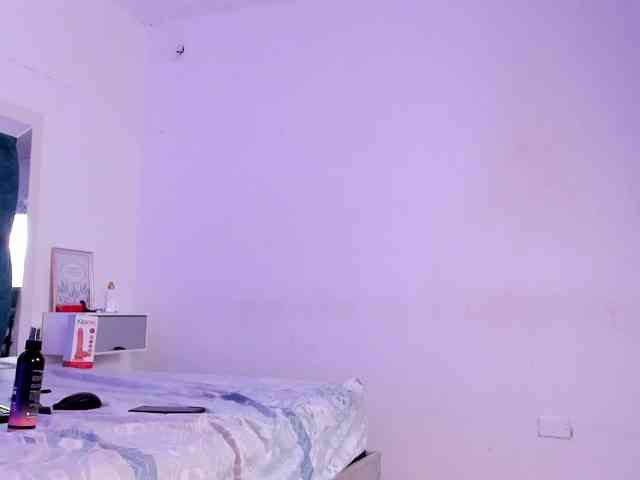sofiaa-millerr webcam