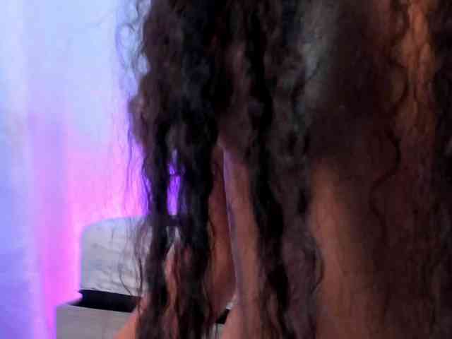 sofiaa-millerr webcam