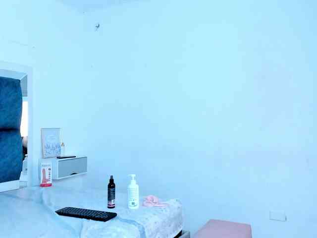 sofiaa-millerr webcam