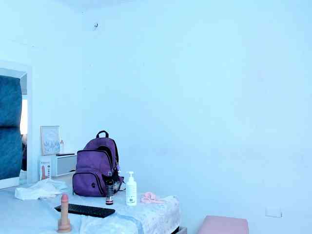 sofiaa-millerr webcam