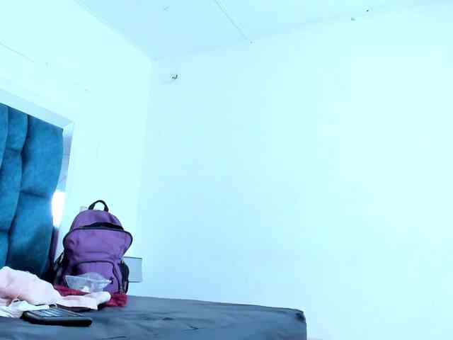 sofiaa-millerr webcam