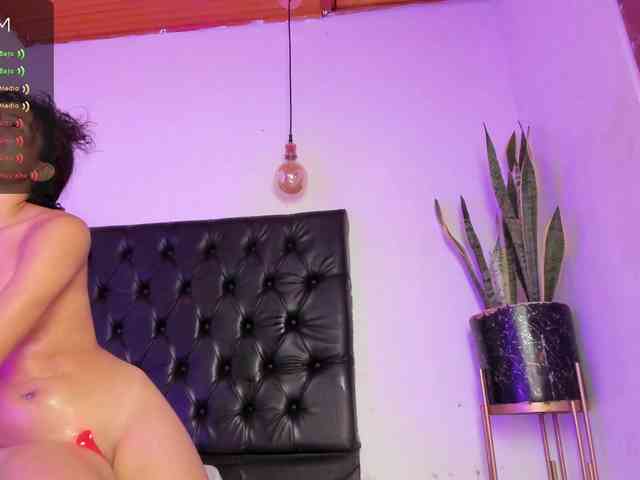 sofiaa-millerr webcam