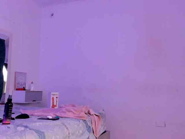 sofiaa-millerr webcam