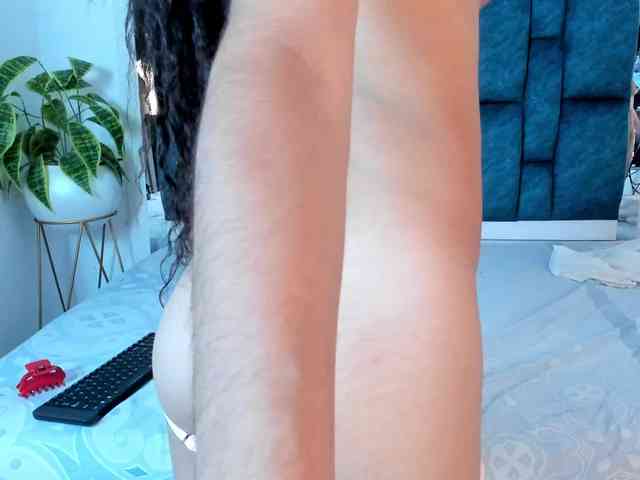 sofiaa-millerr webcam