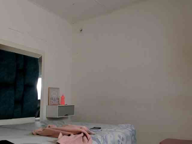 sofiaa-millerr webcam