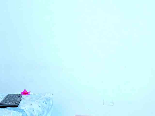 sofiaa-millerr webcam