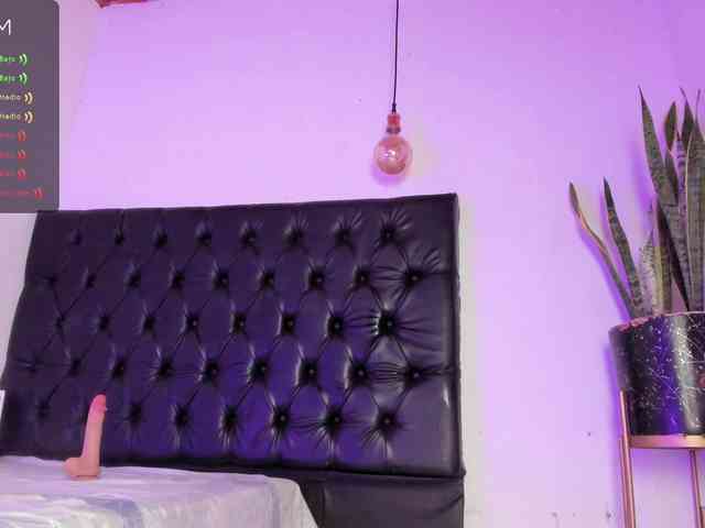 sofiaa-millerr webcam