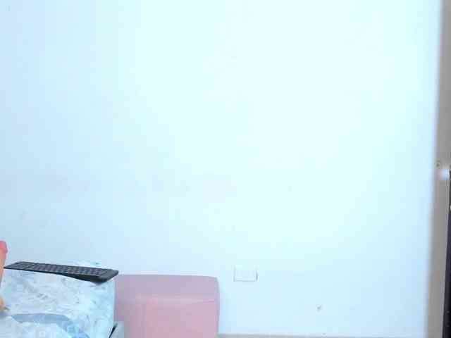 sofiaa-millerr webcam